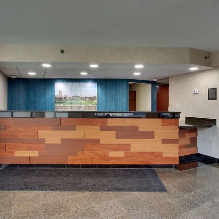 Best Western Plus Indianapolis North At Pyramids Экстерьер фото