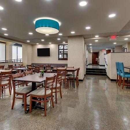 Best Western Plus Indianapolis North At Pyramids Экстерьер фото