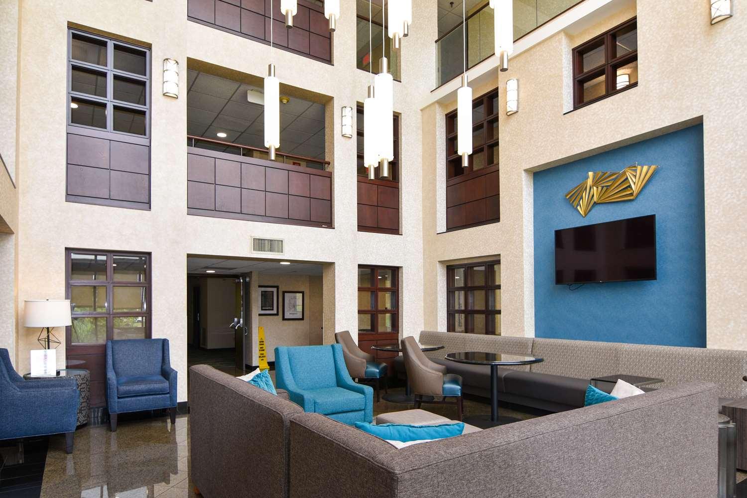 Best Western Plus Indianapolis North At Pyramids Экстерьер фото