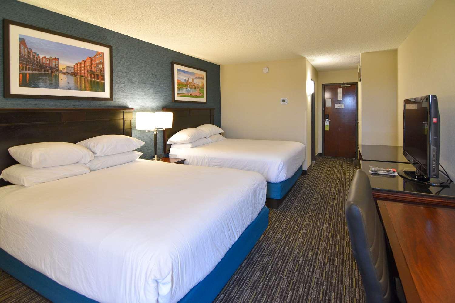 Best Western Plus Indianapolis North At Pyramids Экстерьер фото