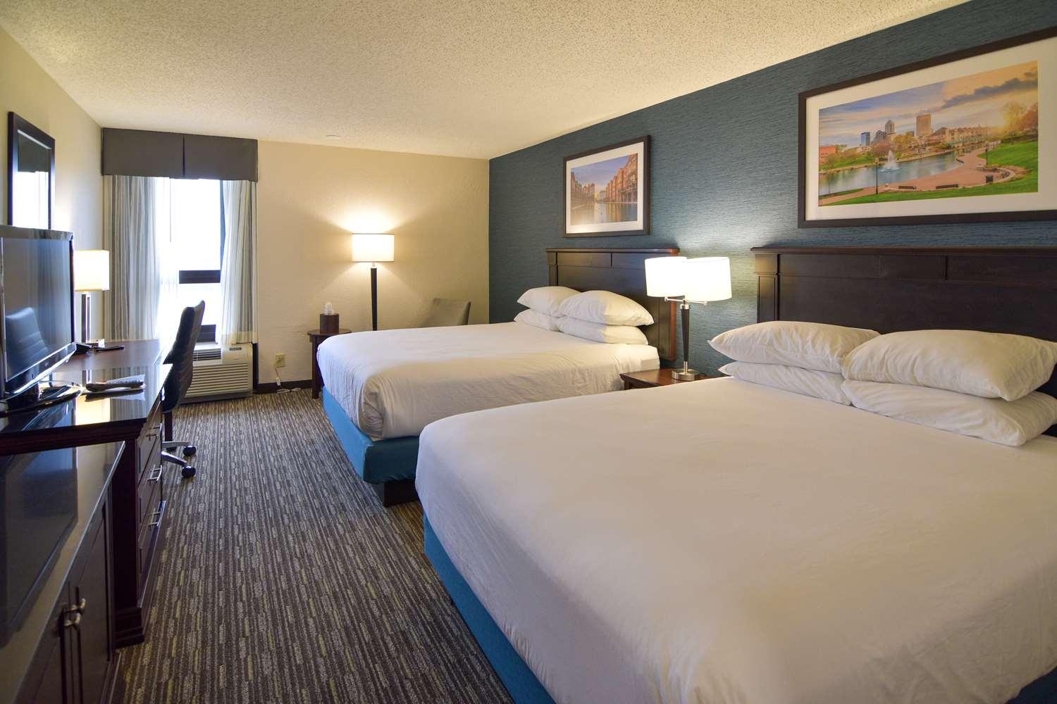 Best Western Plus Indianapolis North At Pyramids Экстерьер фото