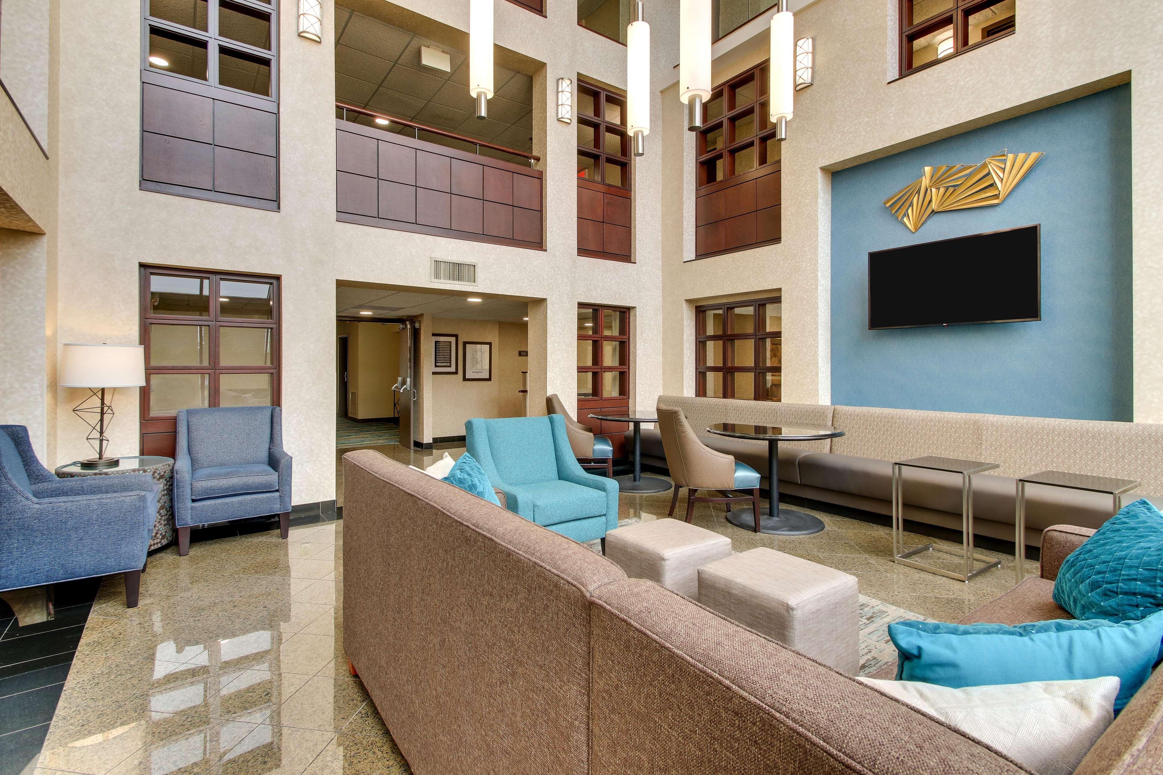 Best Western Plus Indianapolis North At Pyramids Экстерьер фото